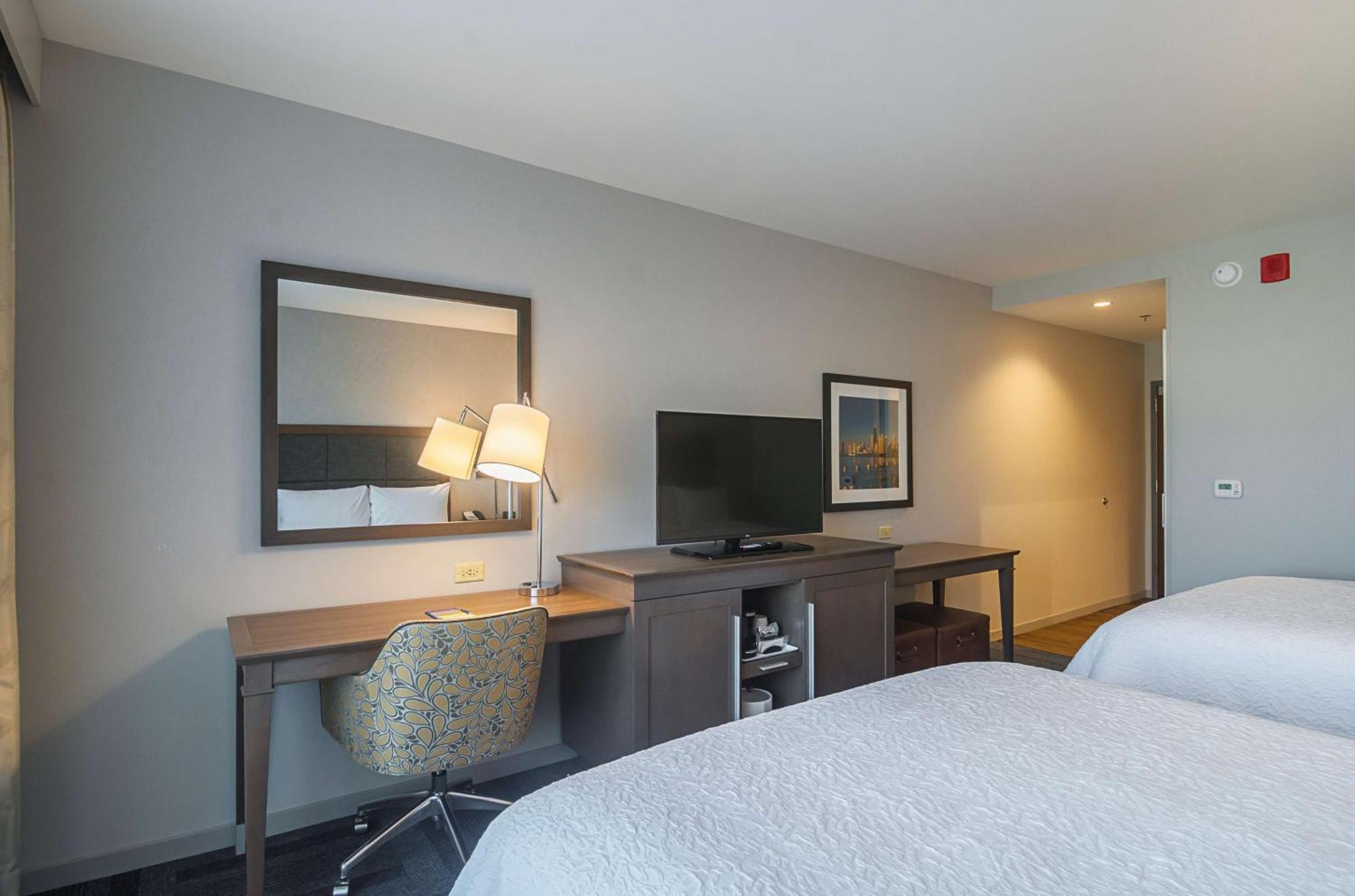 Hampton Inn Chicago North-Loyola Station, Il Extérieur photo