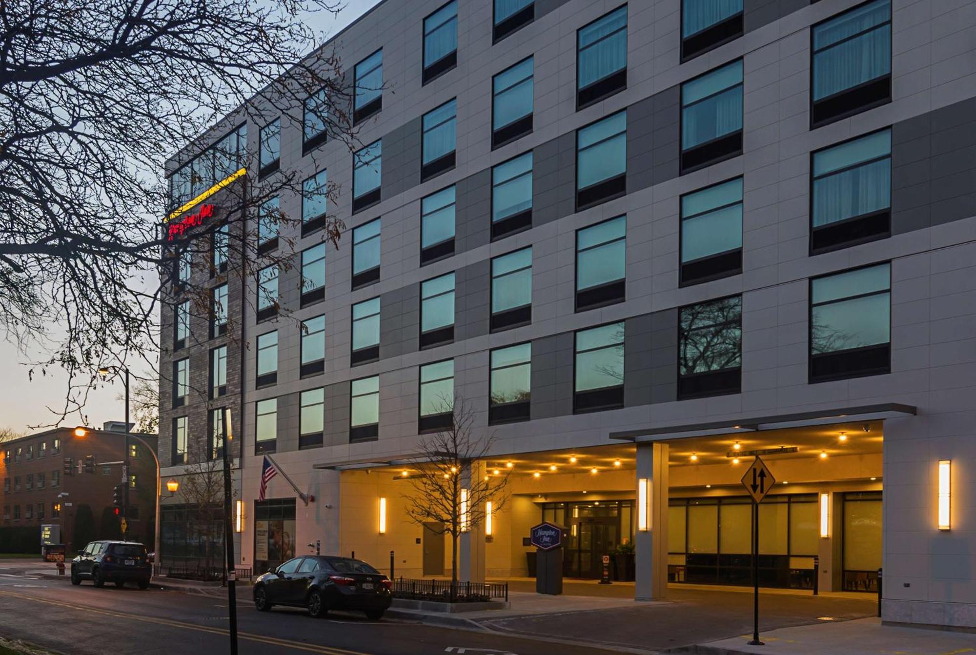 Hampton Inn Chicago North-Loyola Station, Il Extérieur photo